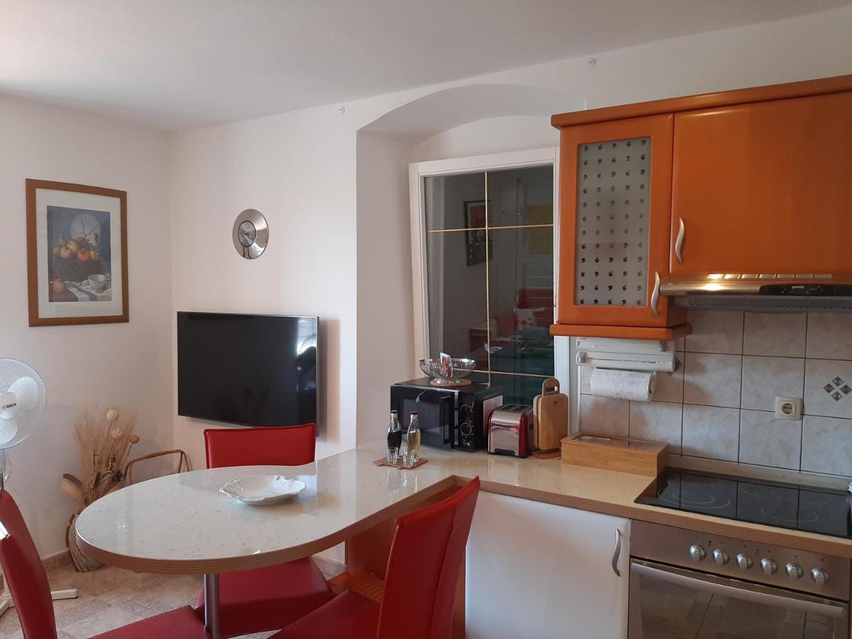 Kalalarga Deluxe- Centre&balcony Apartma Makarska