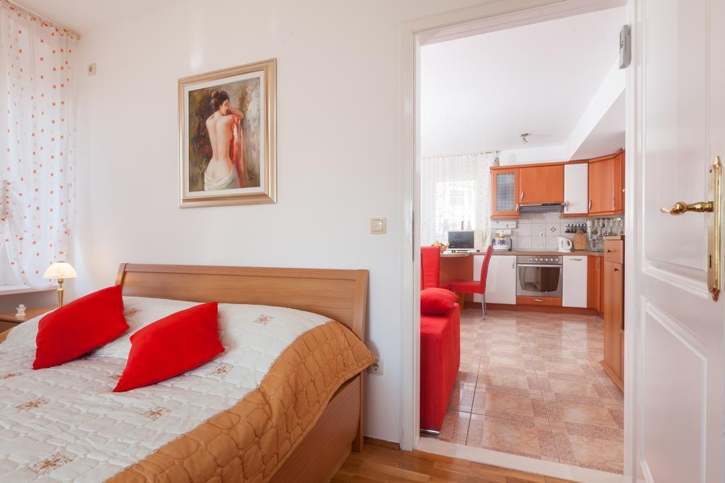Kalalarga Deluxe- Centre&balcony Apartma Makarska